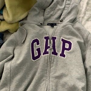 Gap sweater medium only worn once
